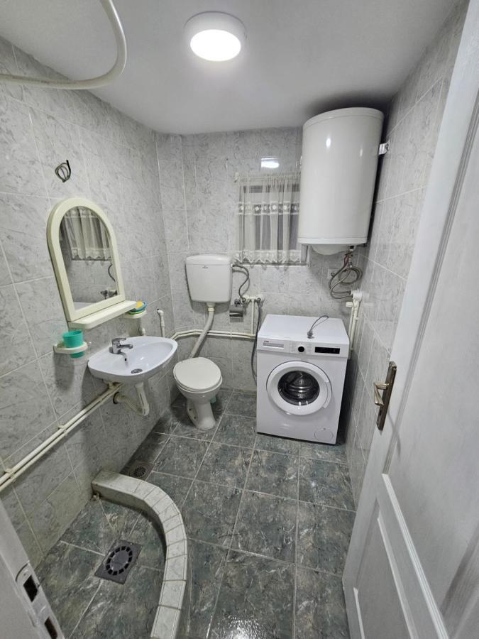 Apartment Kuca Vasiljevica 064/16 88 141 Kraljevo