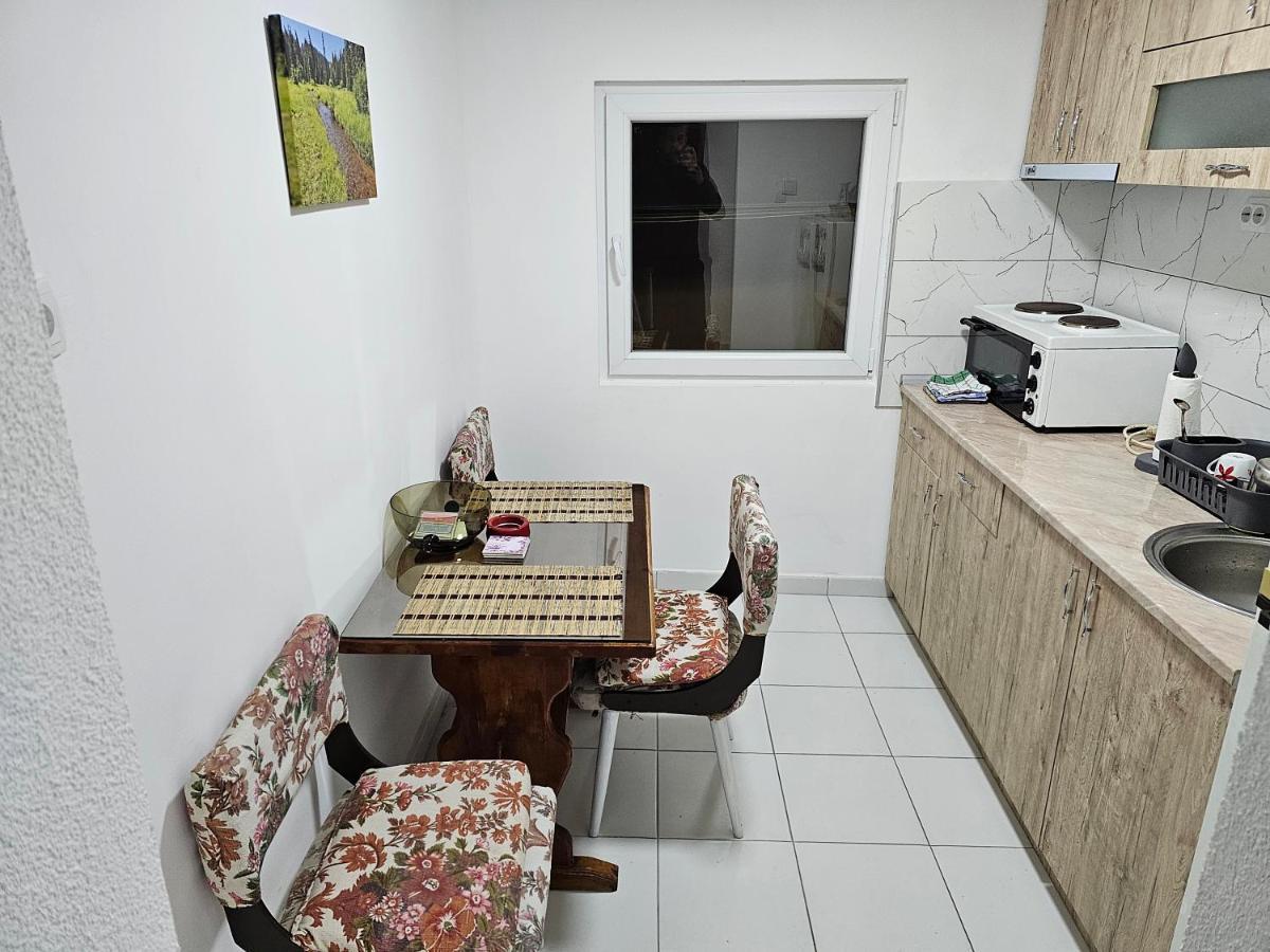 Kuca Vasiljevica 064/16 88 141 Apartment *