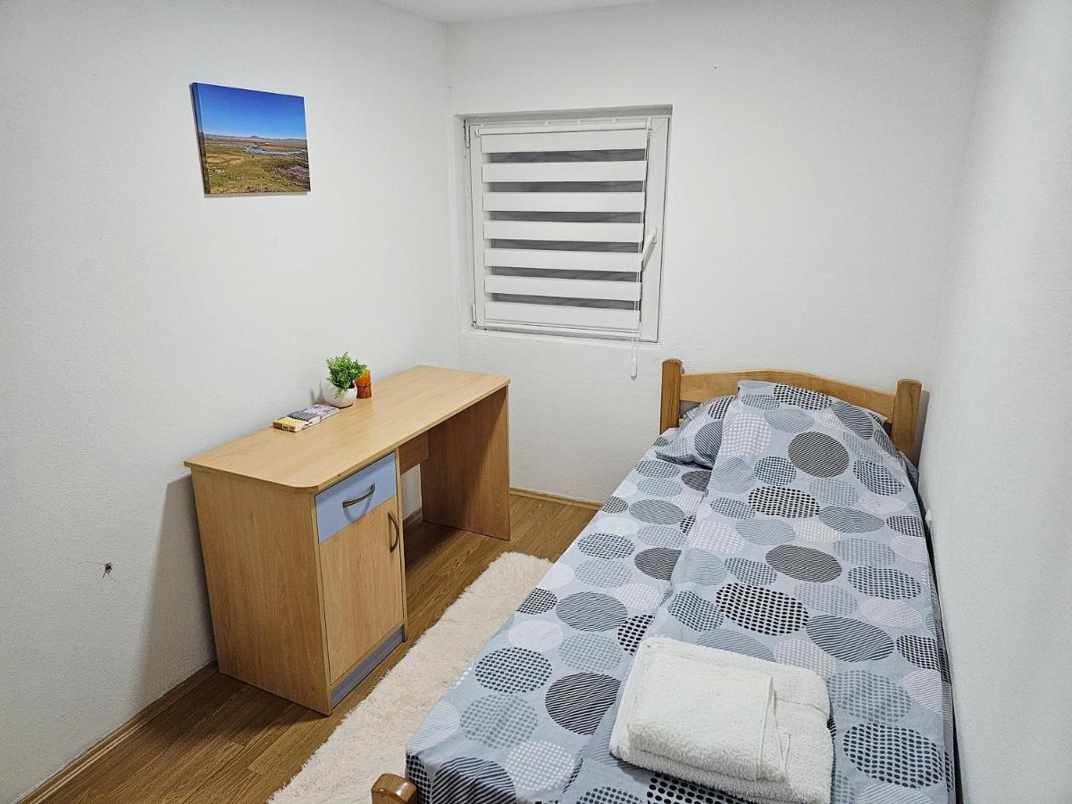Kuca Vasiljevica 064/16 88 141 Apartment