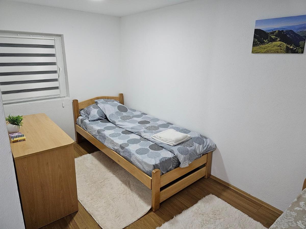 Kuca Vasiljevica 064/16 88 141 Apartment *